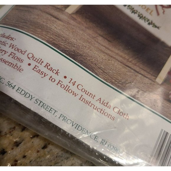 Hobby Kraft-Authentic Tiny Cross Stitch Wood Quilt Rack Christmas # 6071. Noel - Picture 4 of 7